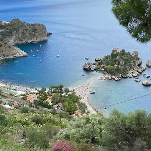Don Mimi Guarnaschelli La Dependace Apartment Taormina